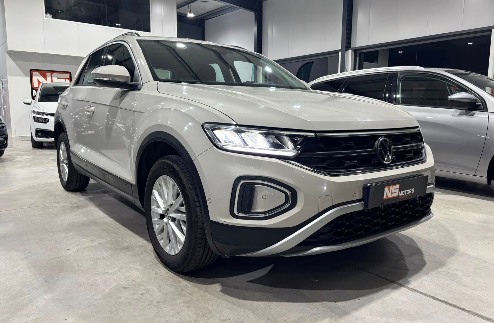 VOLKSWAGEN T-Roc 1.0 TSI Life