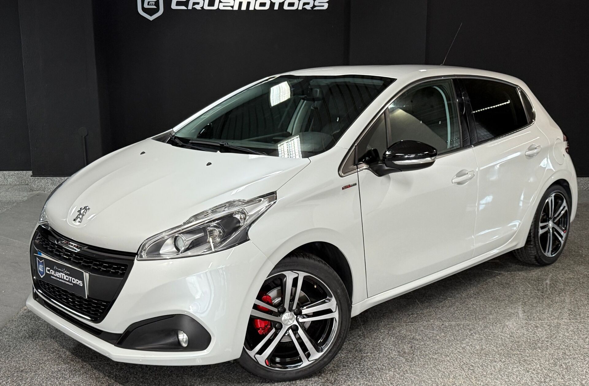 PEUGEOT 208 1.2 PureTech GT Line EAT6