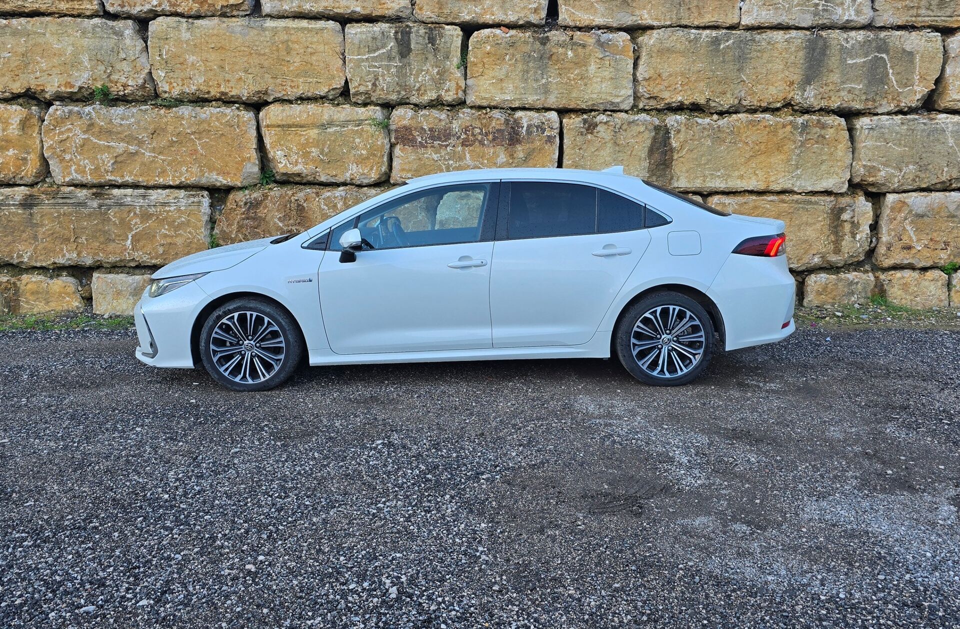 TOYOTA Corolla 1.8 Hybrid Comfort