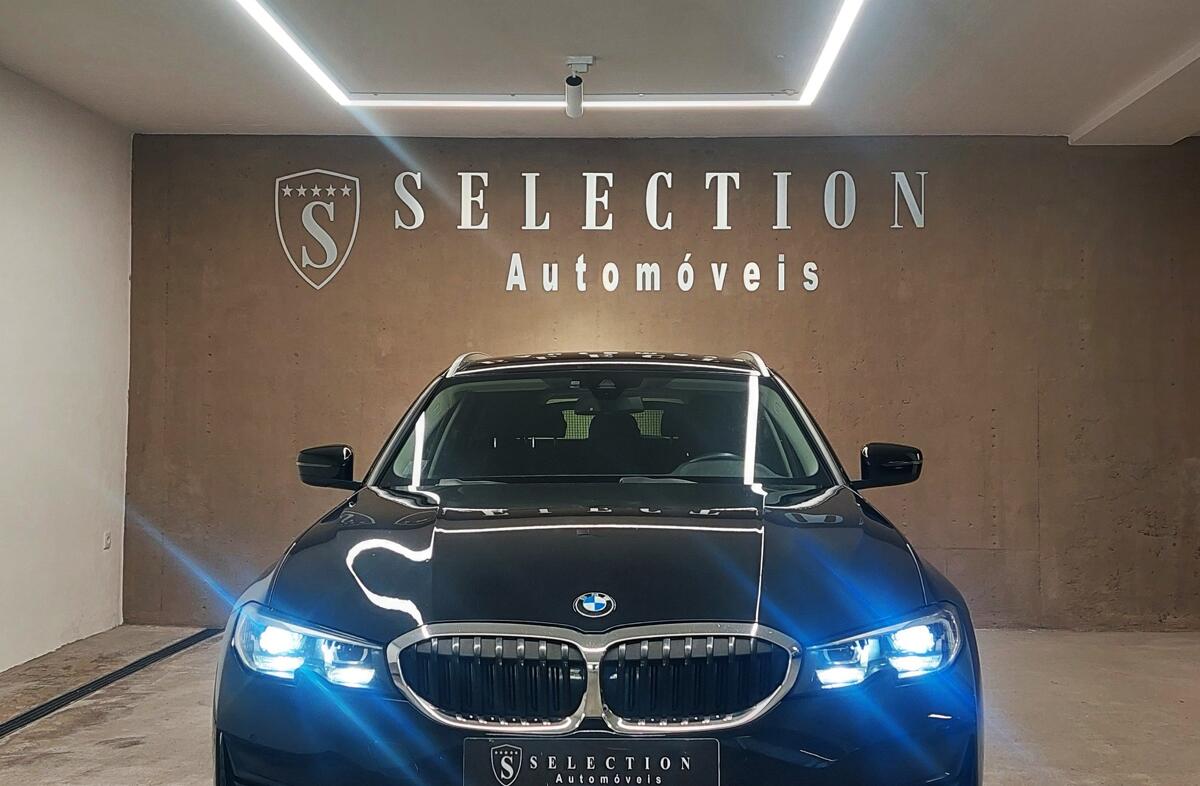 BMW Serie-3 318 d Touring Auto