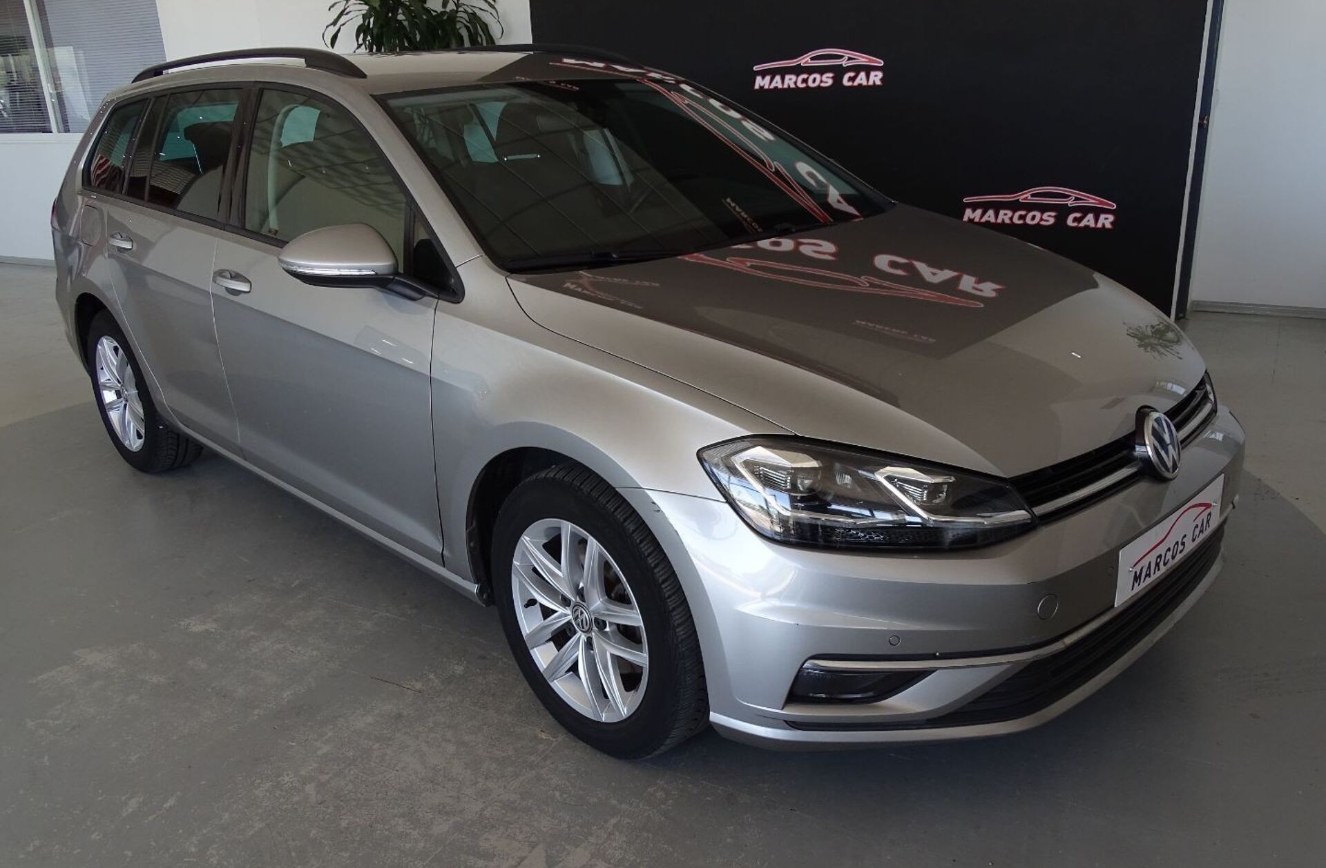 VOLKSWAGEN Golf 1.6 TDI Trendline