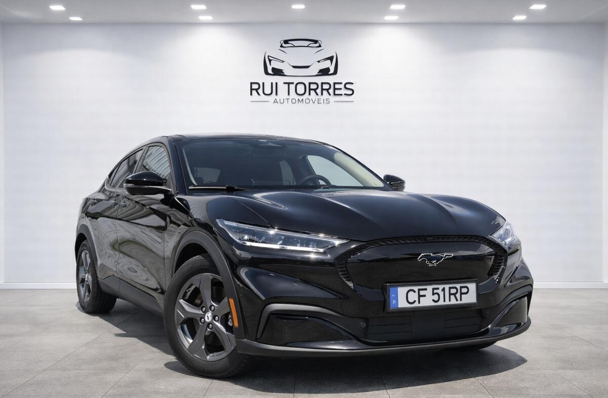 FORD Mustang Mach-E Premium