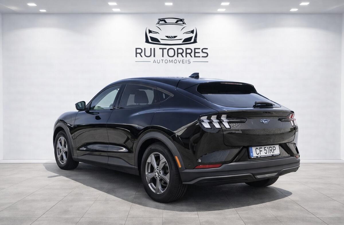 FORD Mustang Mach-E Premium