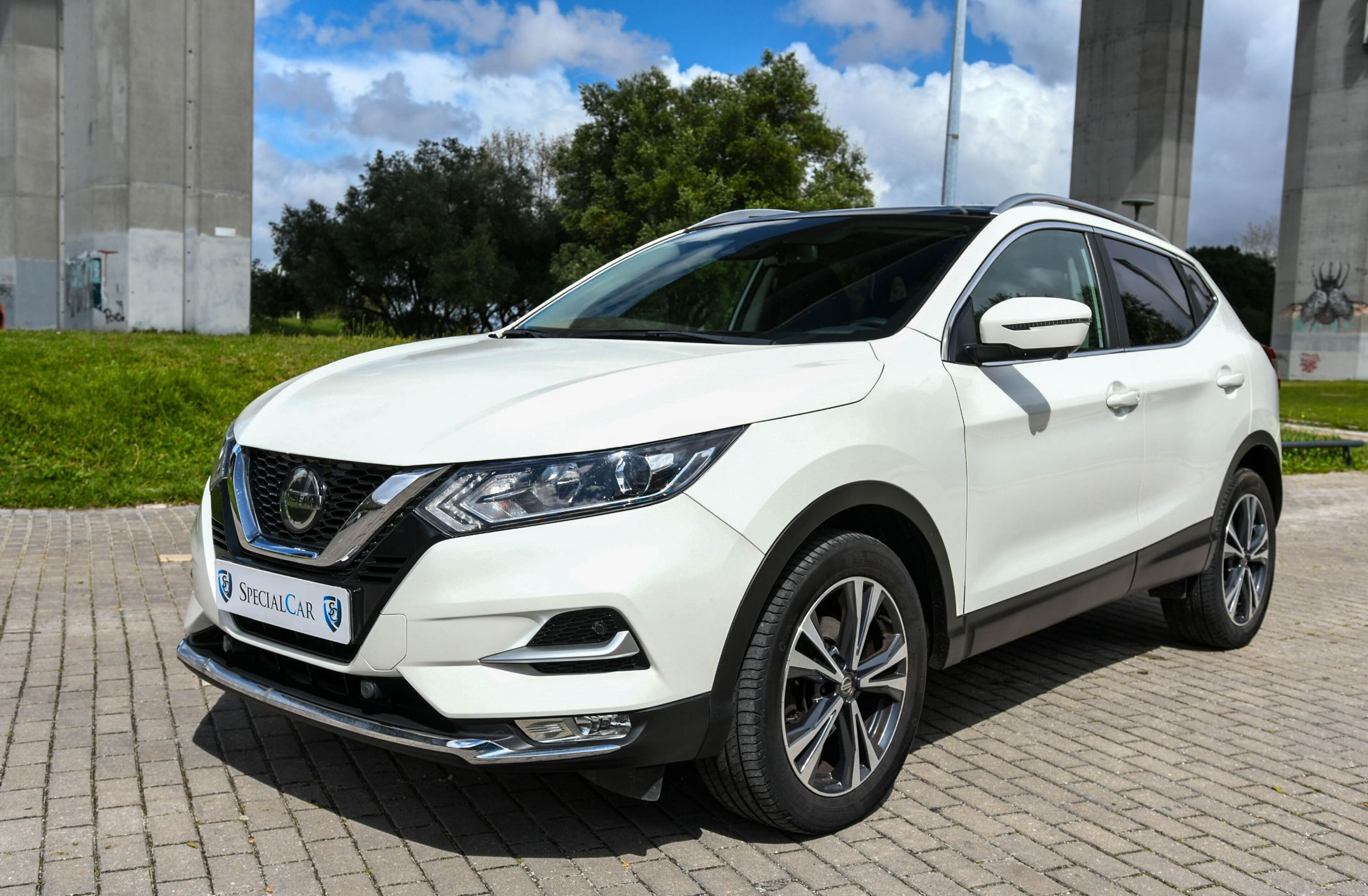 NISSAN Qashqai 1.2 DIG-T N-Connecta RS+PS 18