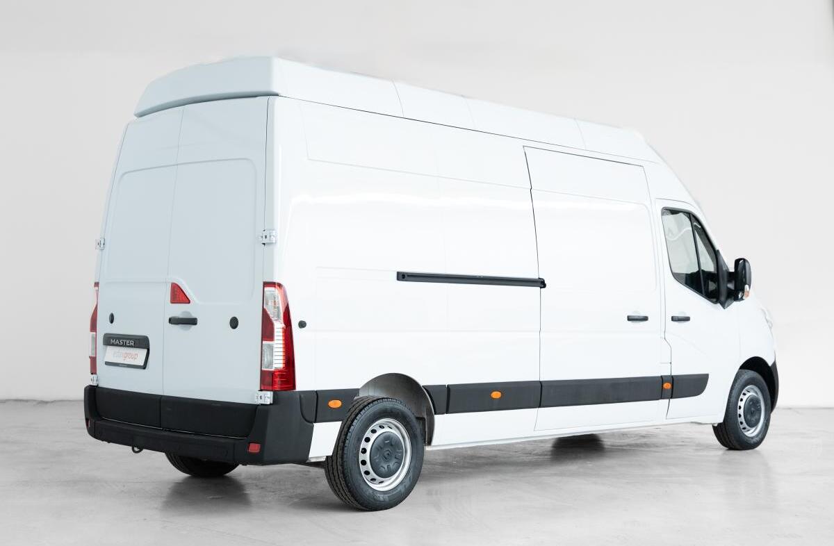 RENAULT Master 2.3 dCi L3H3 3.5T