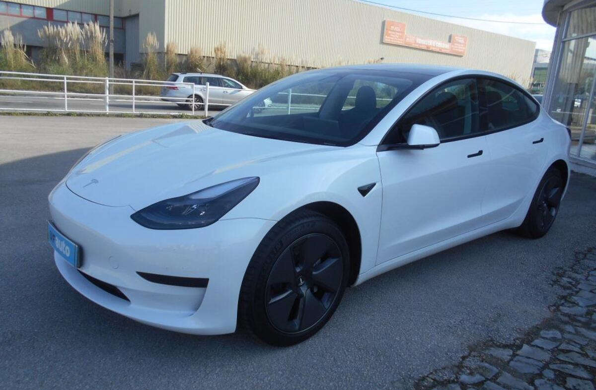 TESLA Model 3 Long Range Tração Traseira