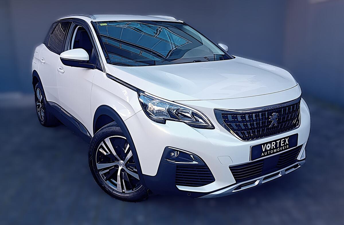 PEUGEOT 3008 1.2 PureTech Allure