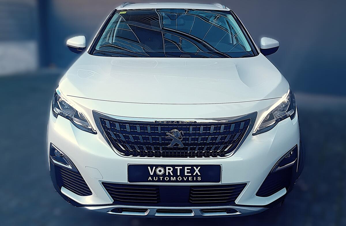 PEUGEOT 3008 1.2 PureTech Allure