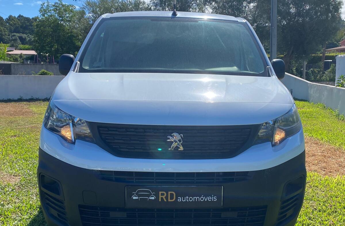 PEUGEOT Partner 1.5 BlueHDi Premium Standard
