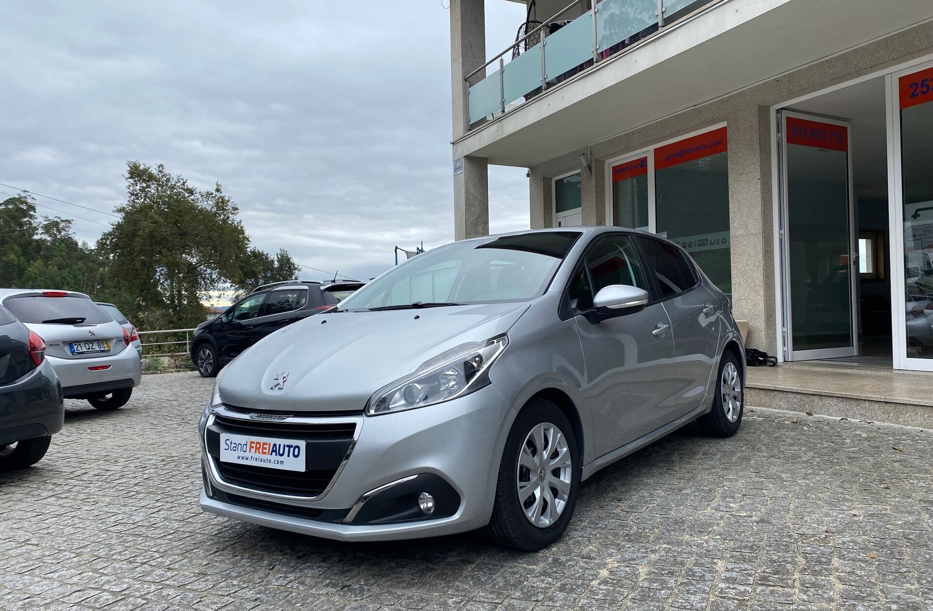 PEUGEOT 208 1.6 BlueHDi Active