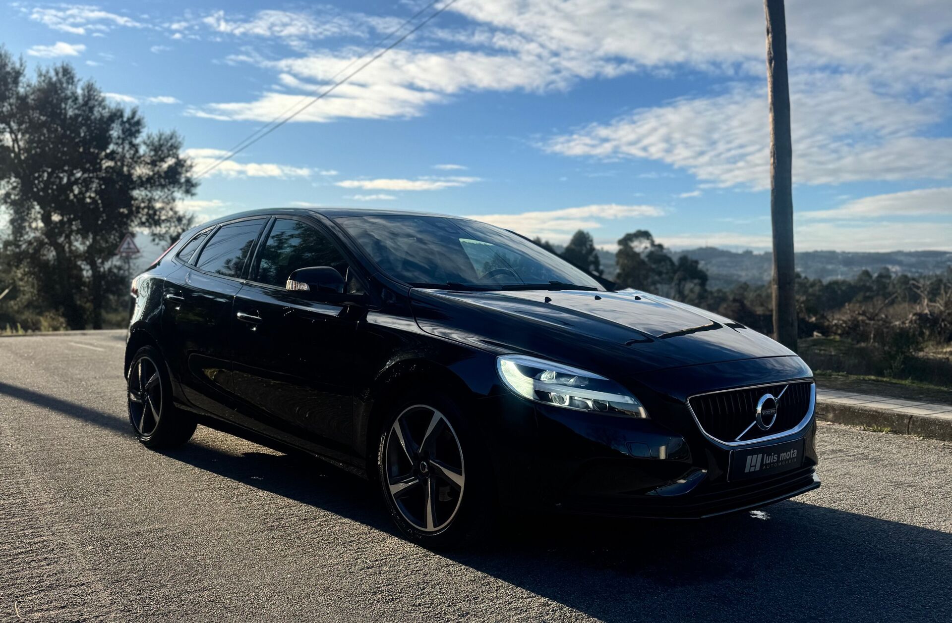 VOLVO V40 2.0 D2 Momentum