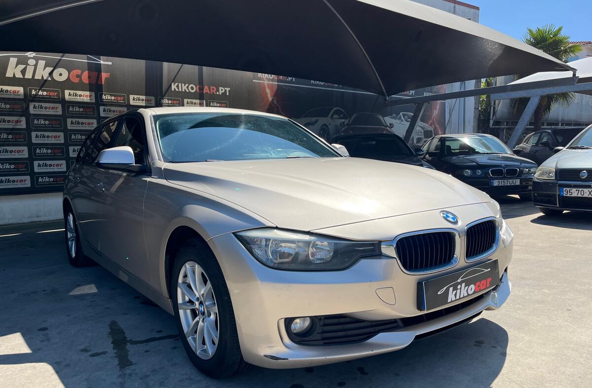 BMW Serie-3 320 d Touring Auto