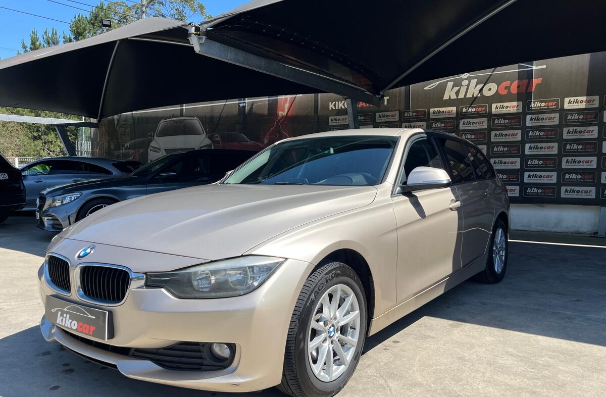 BMW Serie-3 320 d Touring Auto