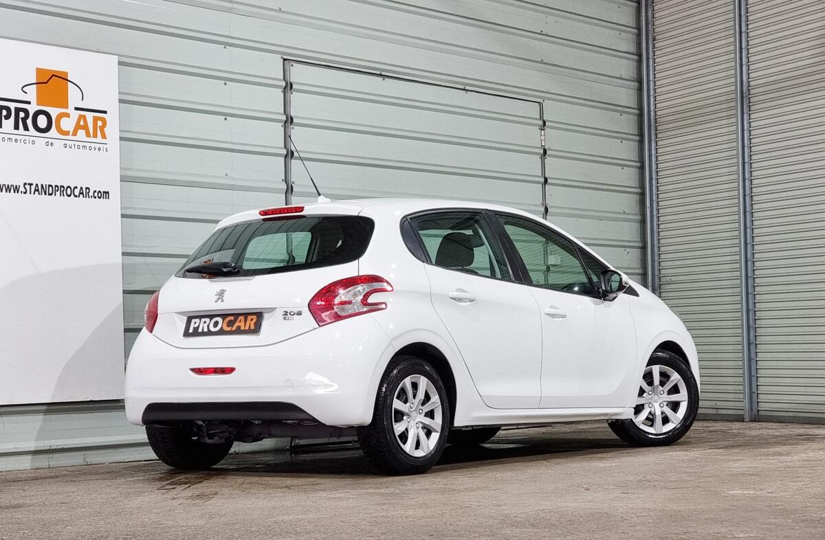 PEUGEOT 208 1.6 e-HDi Active 95g