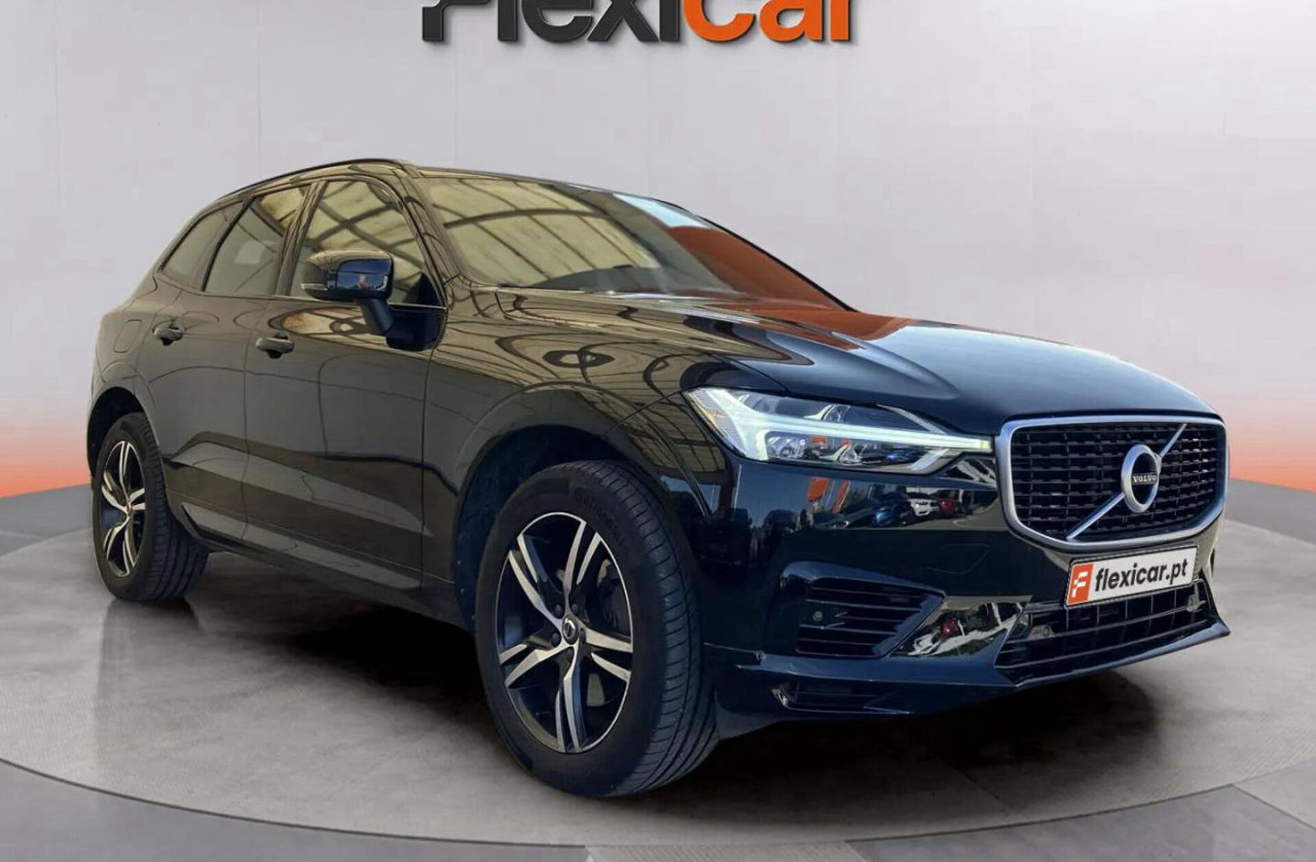 VOLVO XC60 2.0 T8 PHEV R-Design Expression AWD