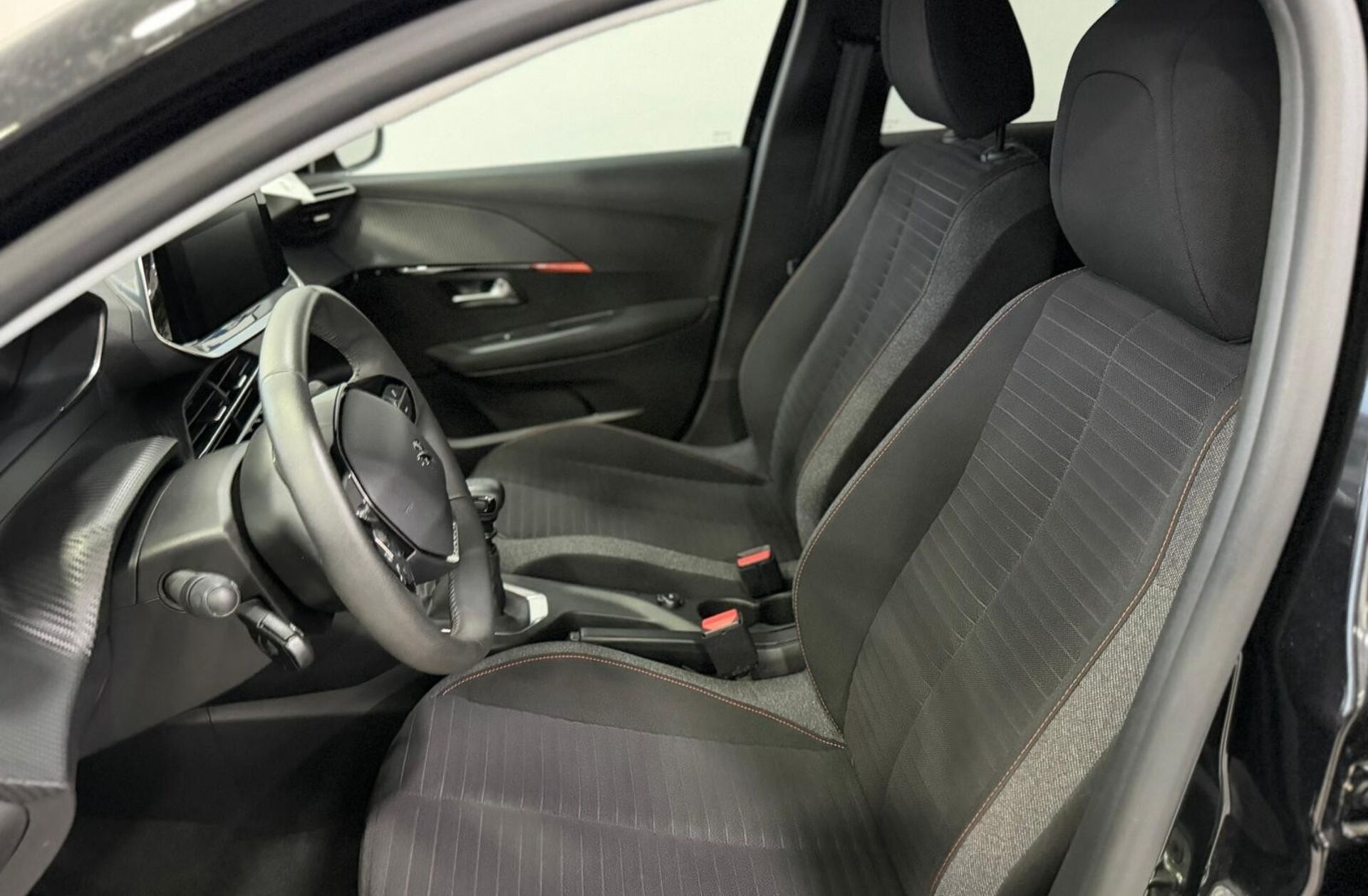 PEUGEOT 208 1.2 PureTech Active