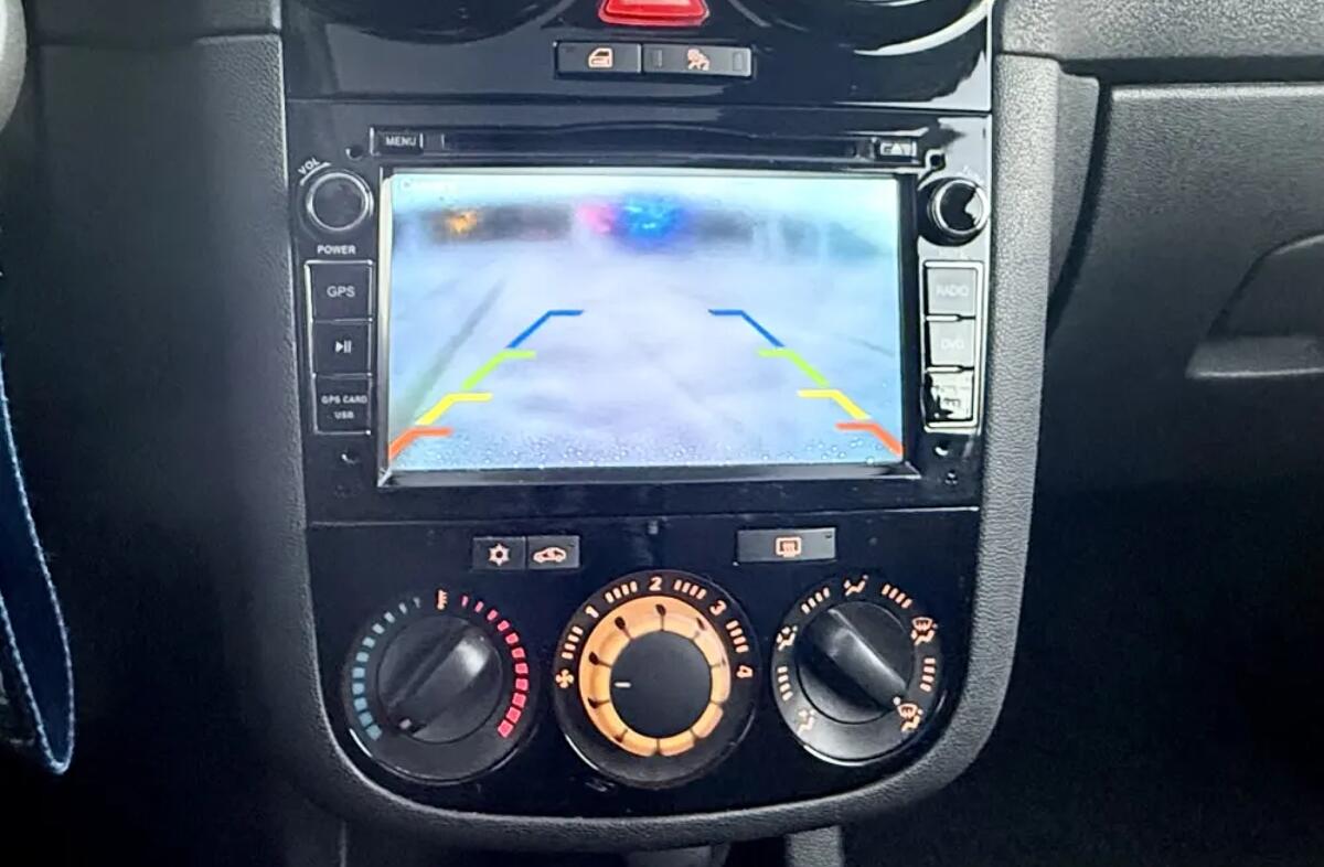 OPEL Corsa D Corsa 1.2 Go!