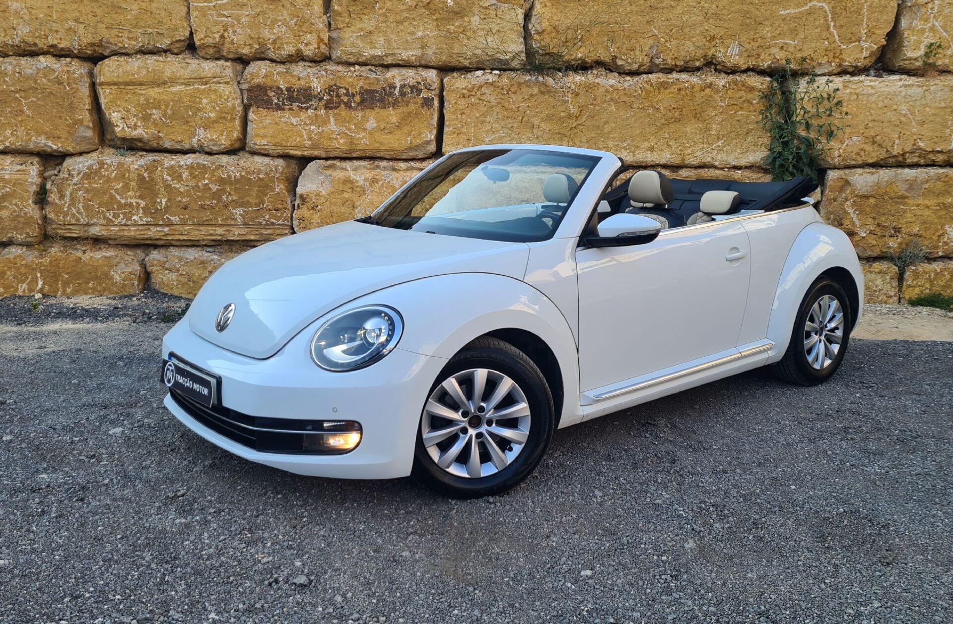 VOLKSWAGEN Beetle 1.6 TDi Design
