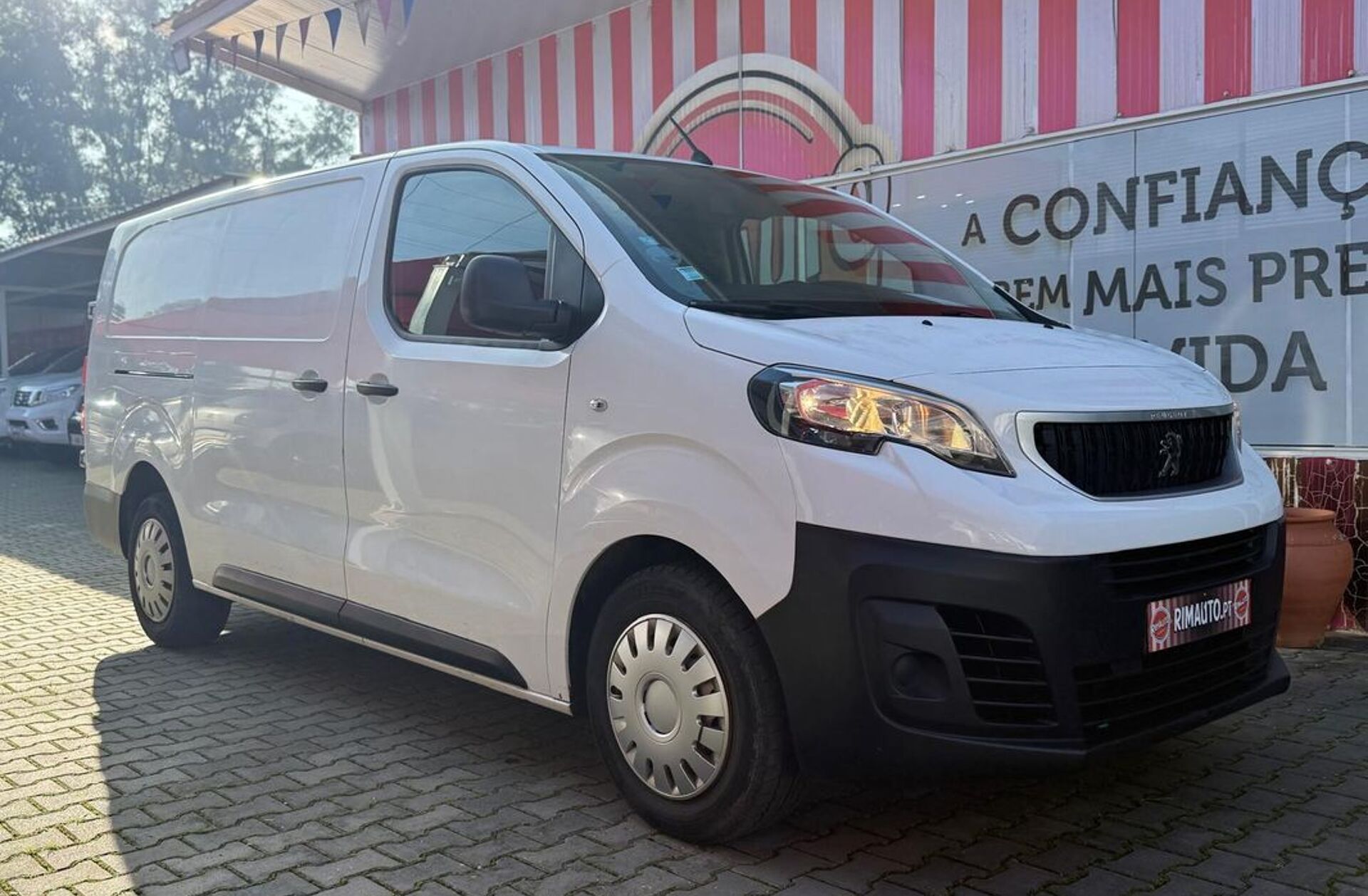 PEUGEOT Expert 1.5 BlueHDi L2H1