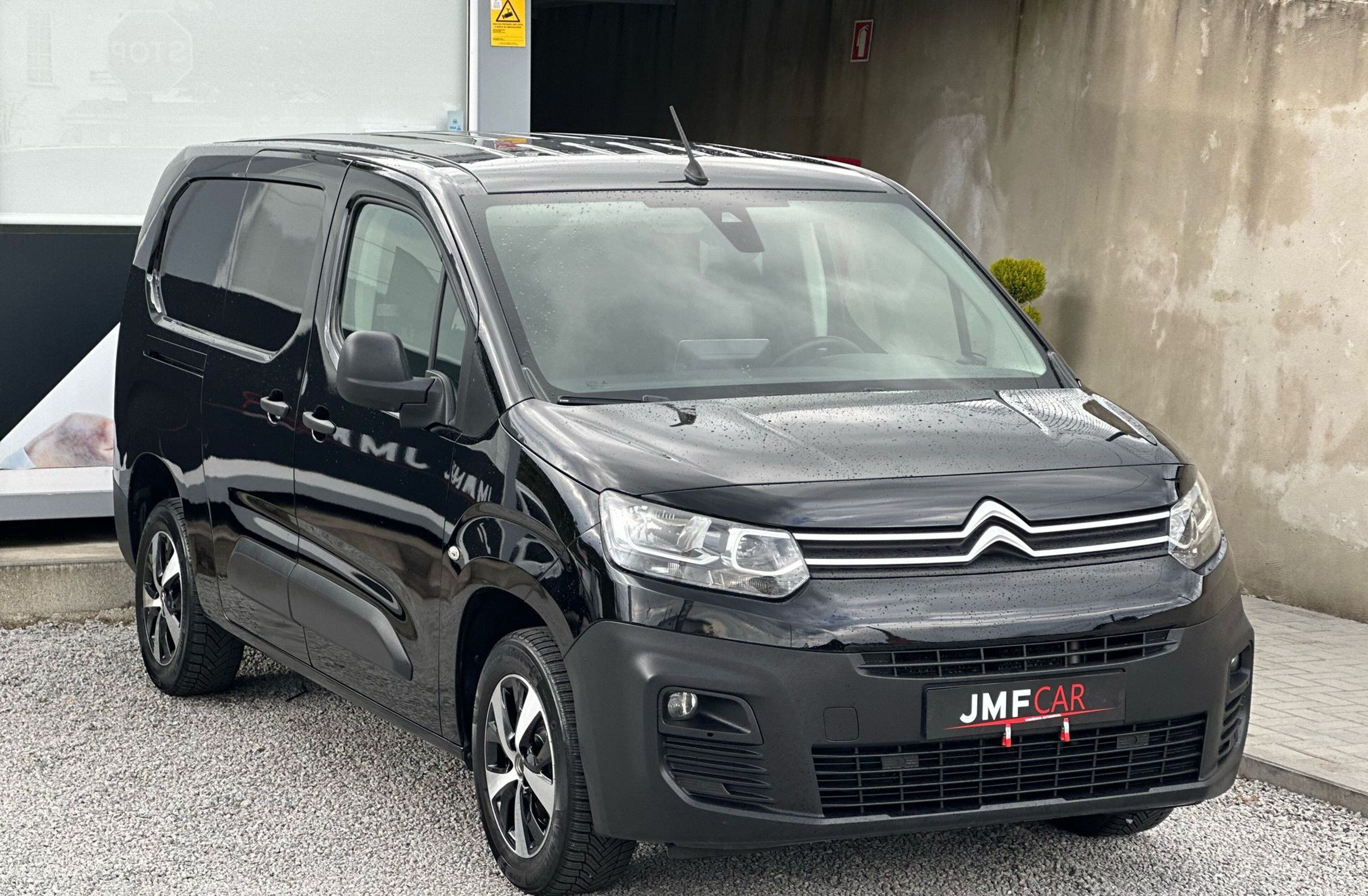 CITROEN Berlingo 1.5 BlueHDi XL Shine
