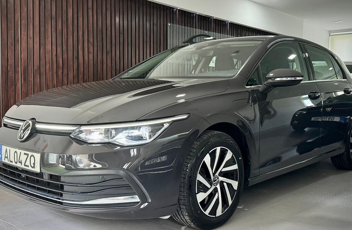 VOLKSWAGEN Golf 1.4 TSI e-Hybrid DSG