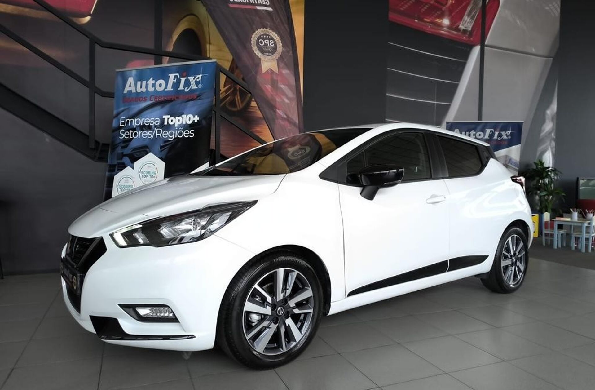 NISSAN Micra 1.0 IG-T N-Design Black CVT