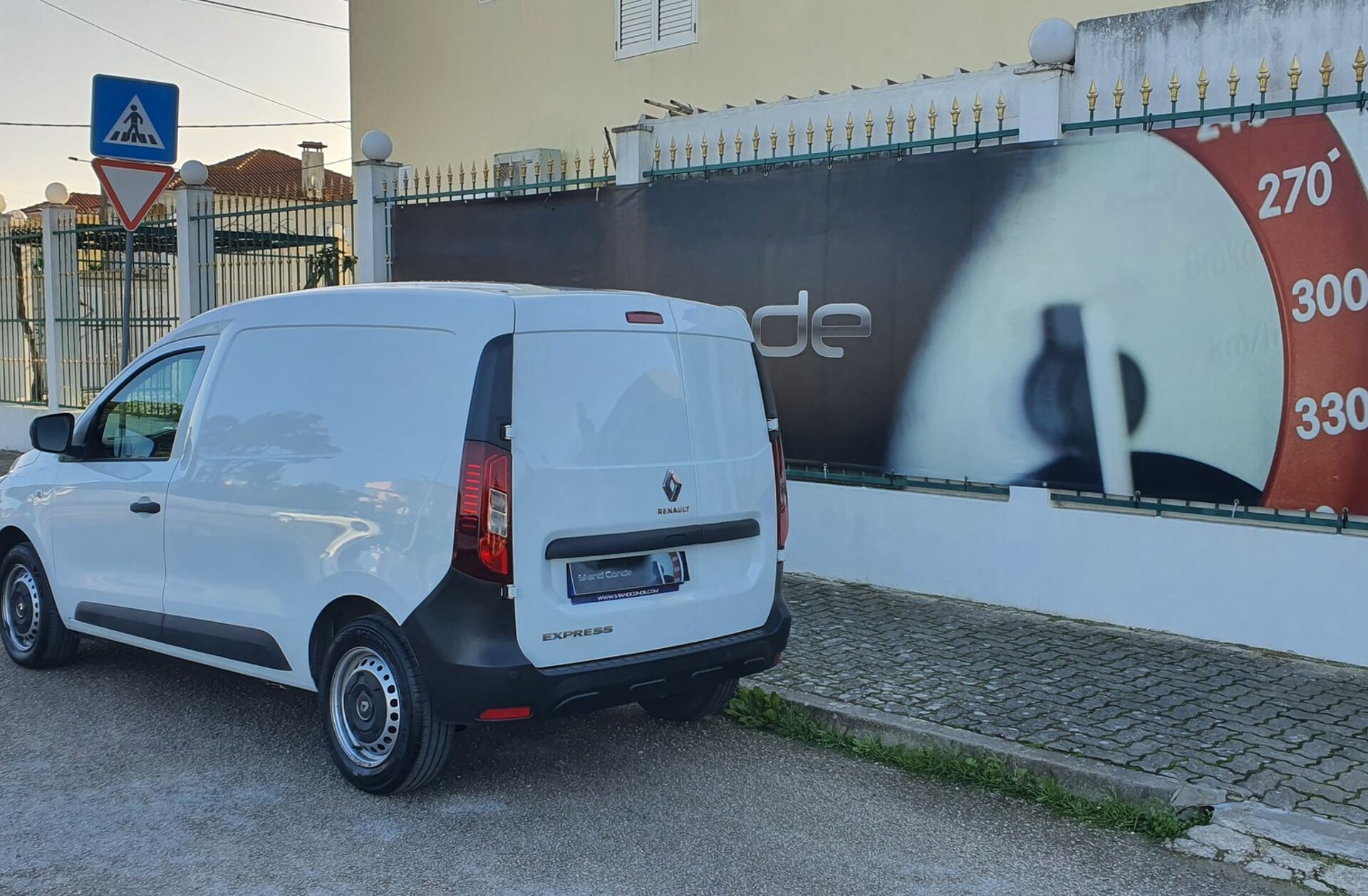 RENAULT Express 1.5 Blue dCi Confort