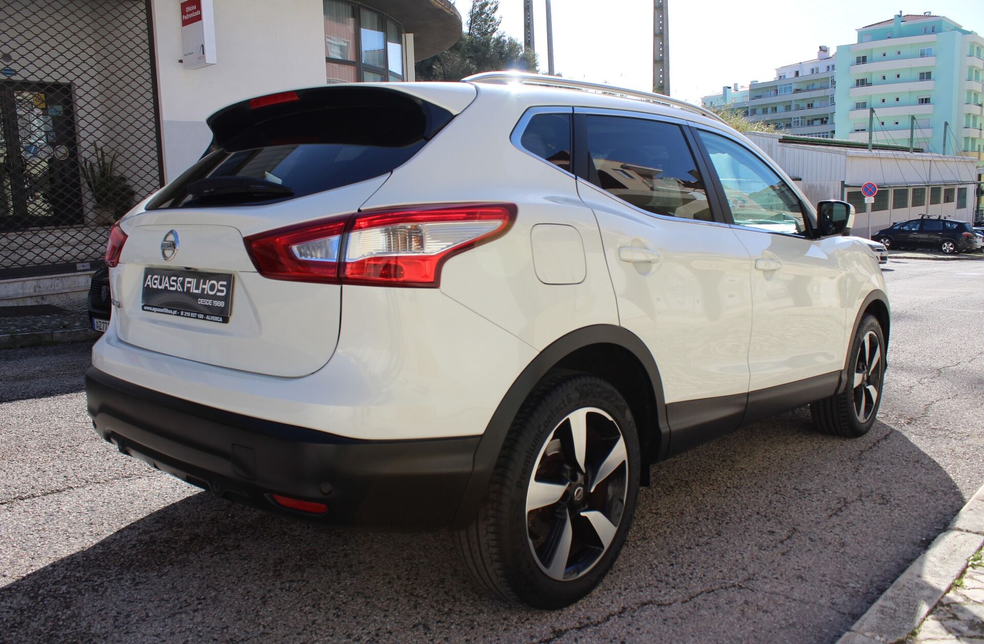 NISSAN Qashqai 1.5 dCi N-Connecta 18