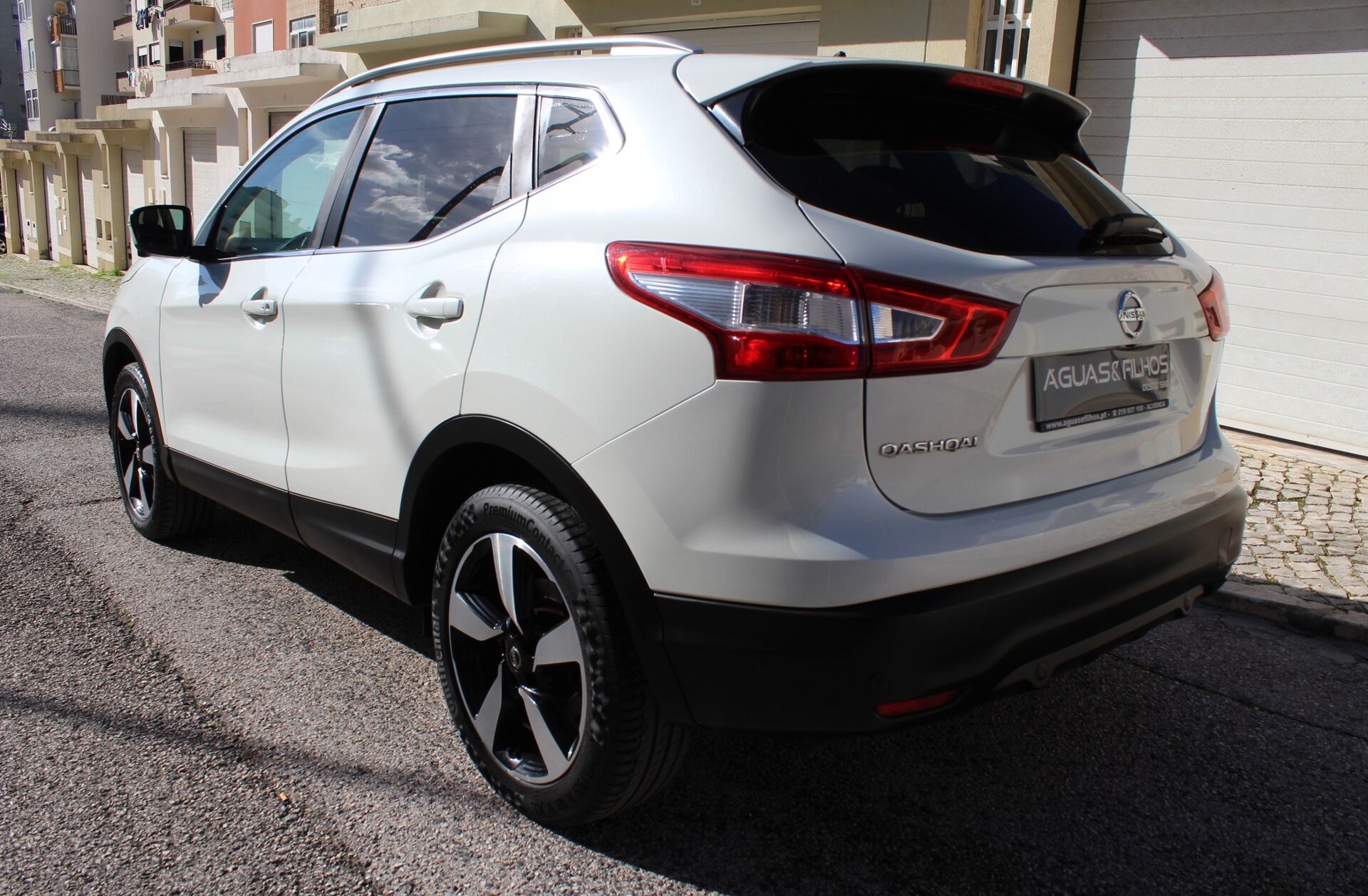 NISSAN Qashqai 1.5 dCi N-Connecta 18