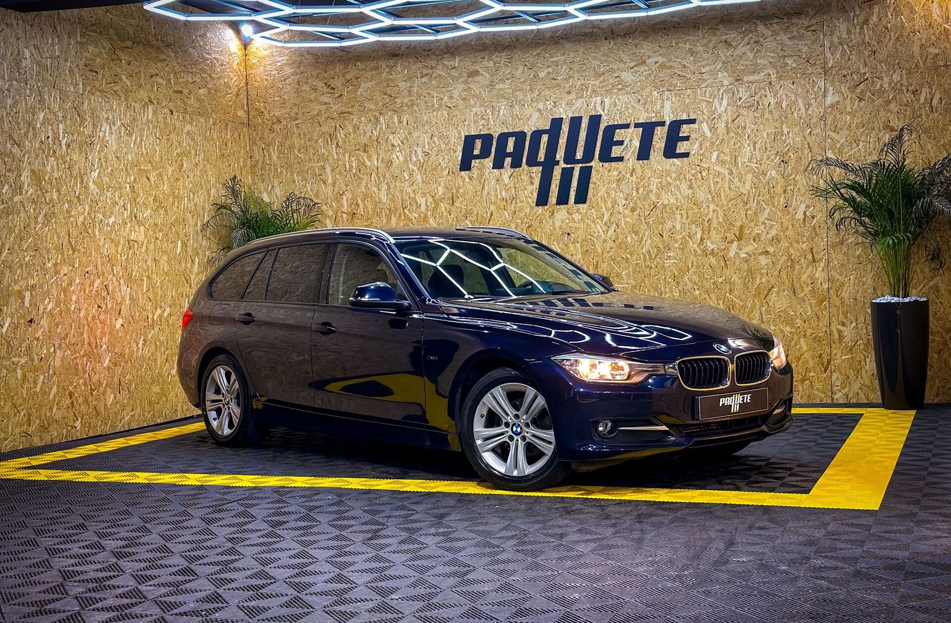 BMW Serie-3 318 d Touring Auto Line Sport