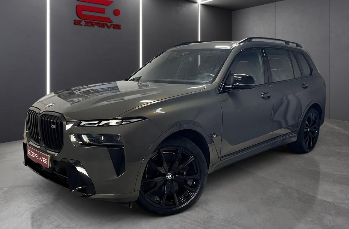 BMW X7 M60i