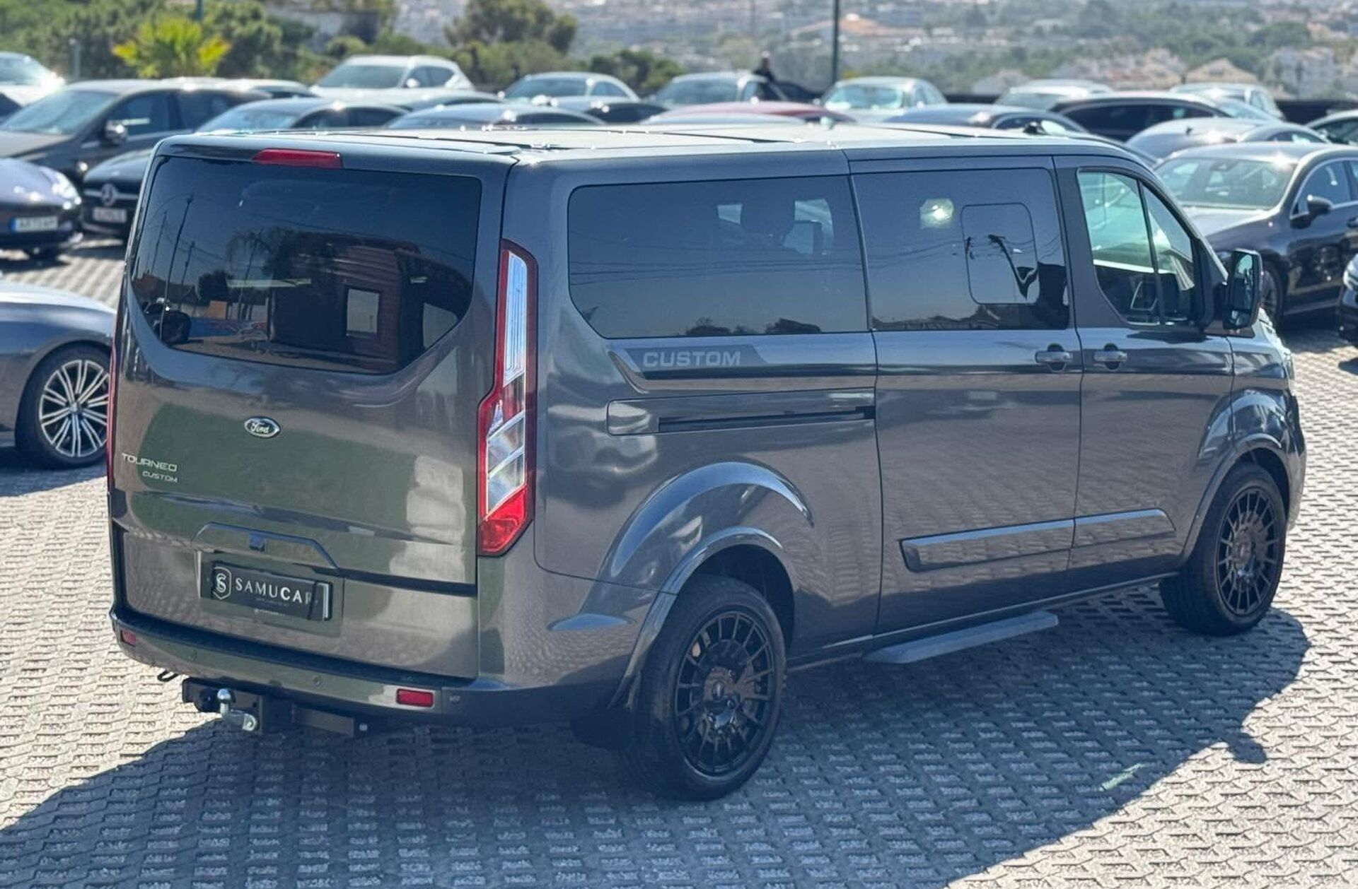 FORD Transit Tourneo Custom 2.0 TDCi Titanium Aut.