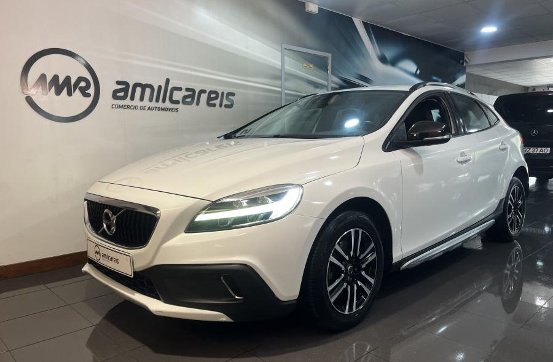 VOLVO V40 CC 2.0 D3
