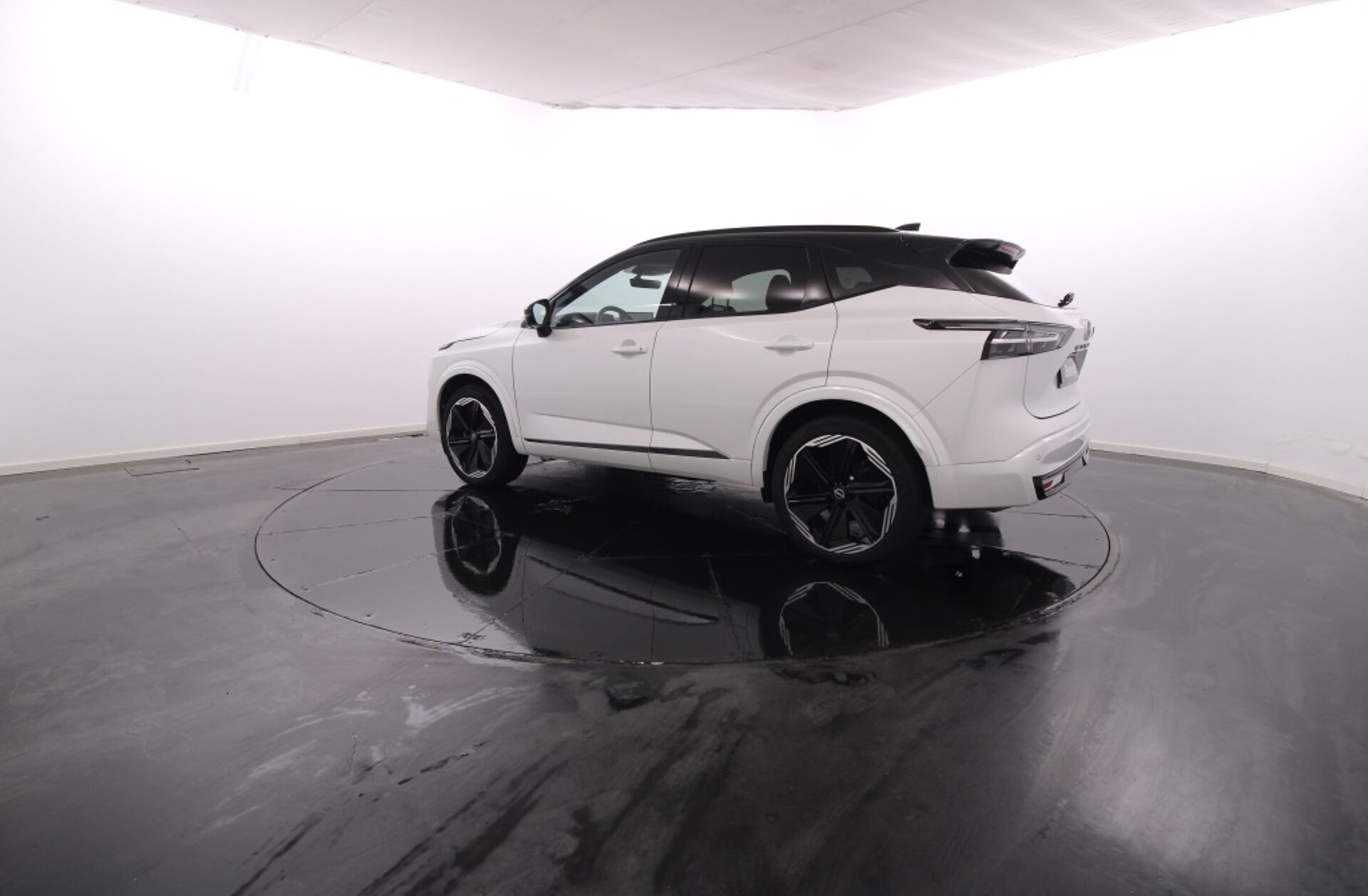 NISSAN Qashqai 1.3 DIG-T Evolve Xtronic