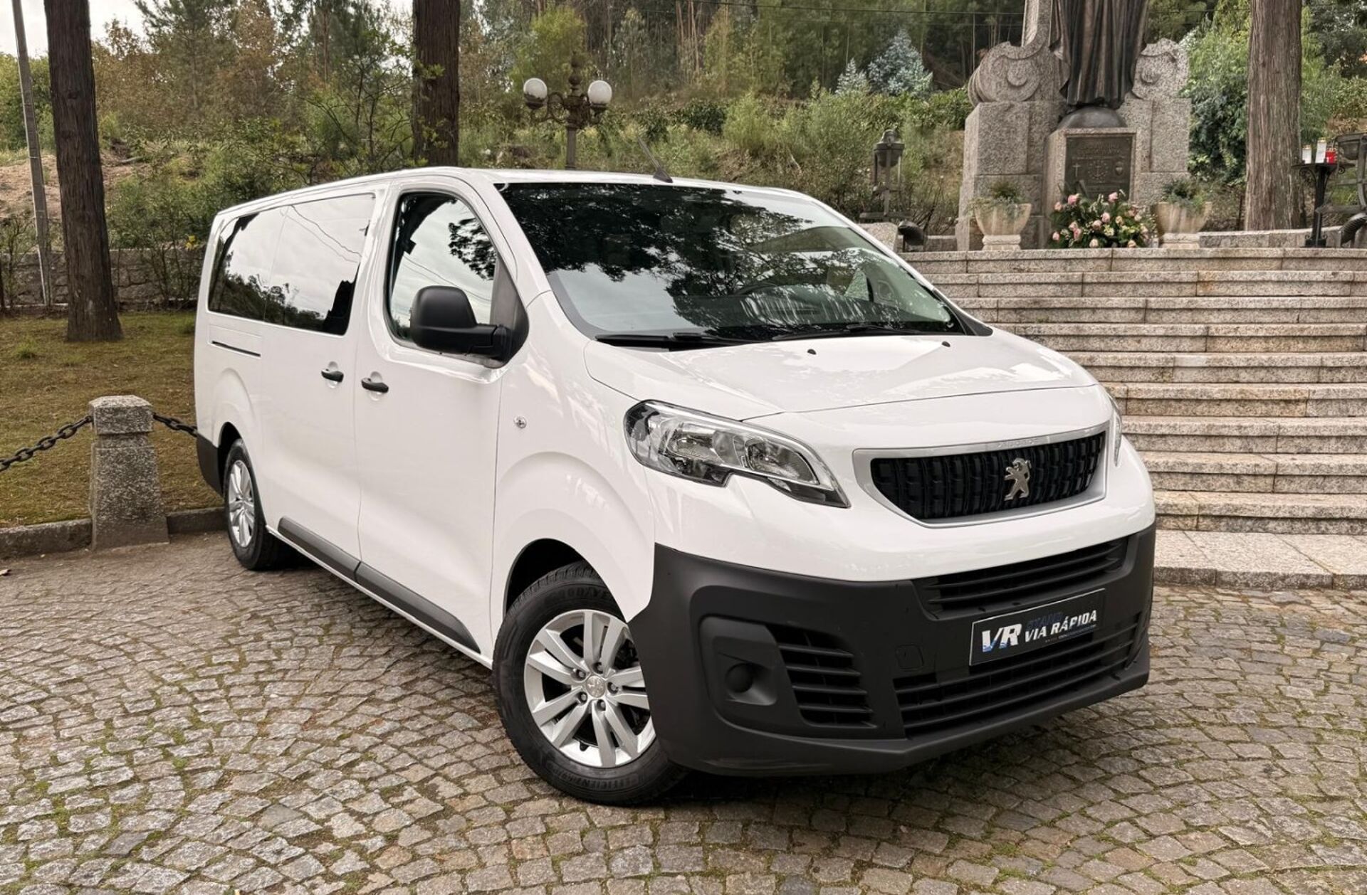 PEUGEOT Traveller 1.5 BlueHDi L3H1 Long