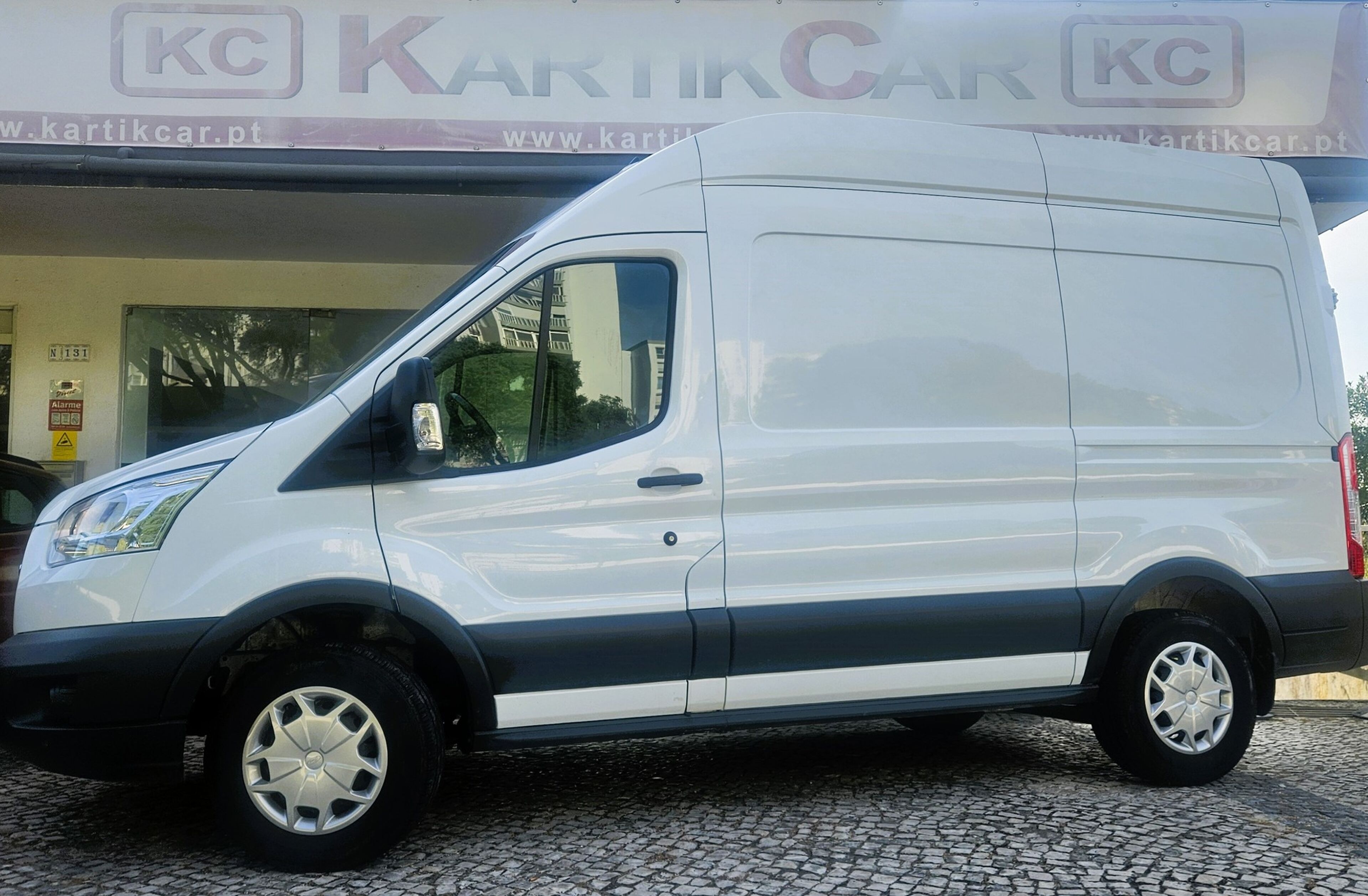 FORD Transit Ford Transit L2H3 2.0 TDCI
