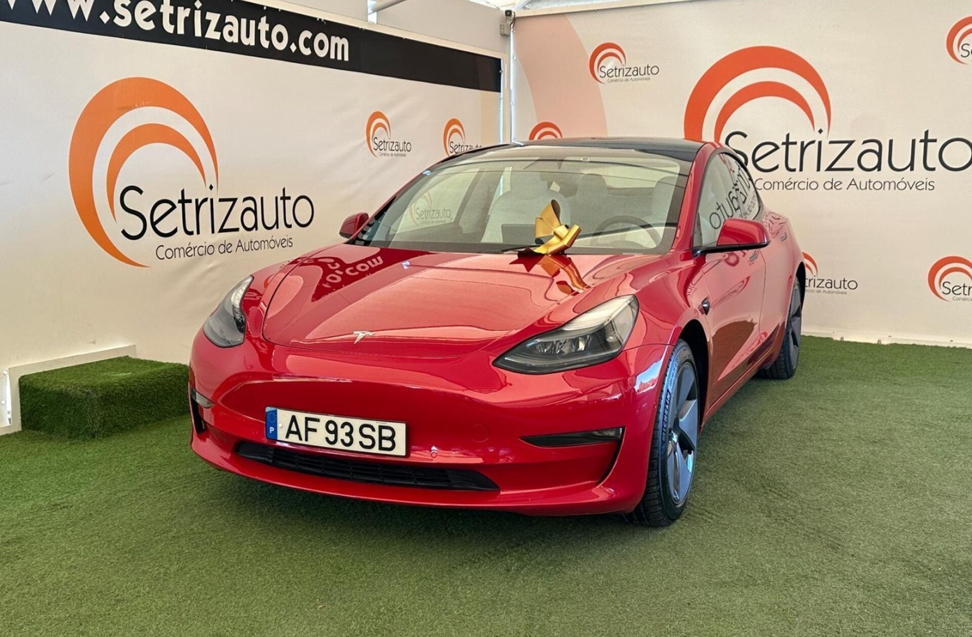 TESLA Model 3 Long Range Tração Integral