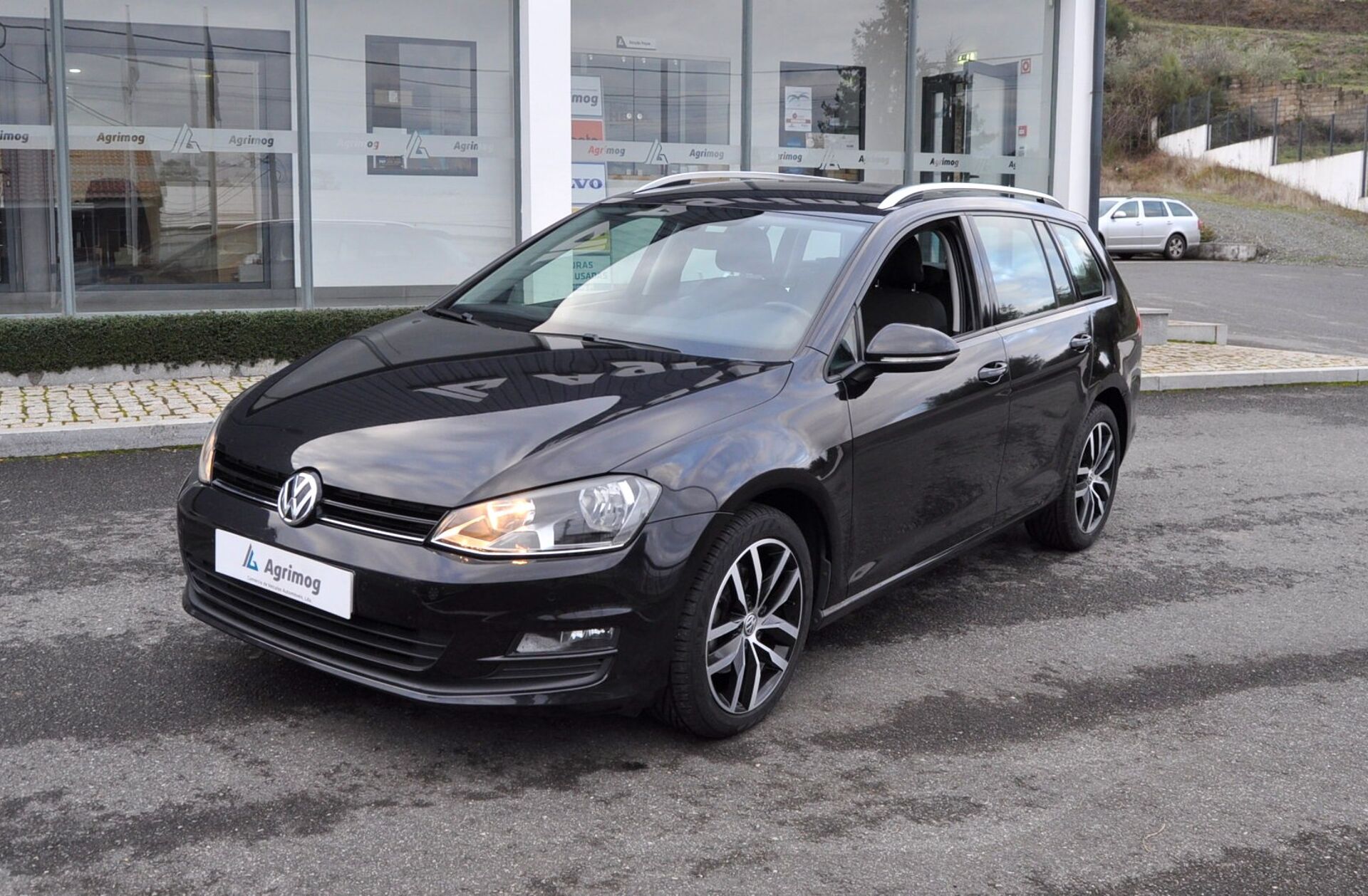 VOLKSWAGEN Golf 1.6 TDi Confortline