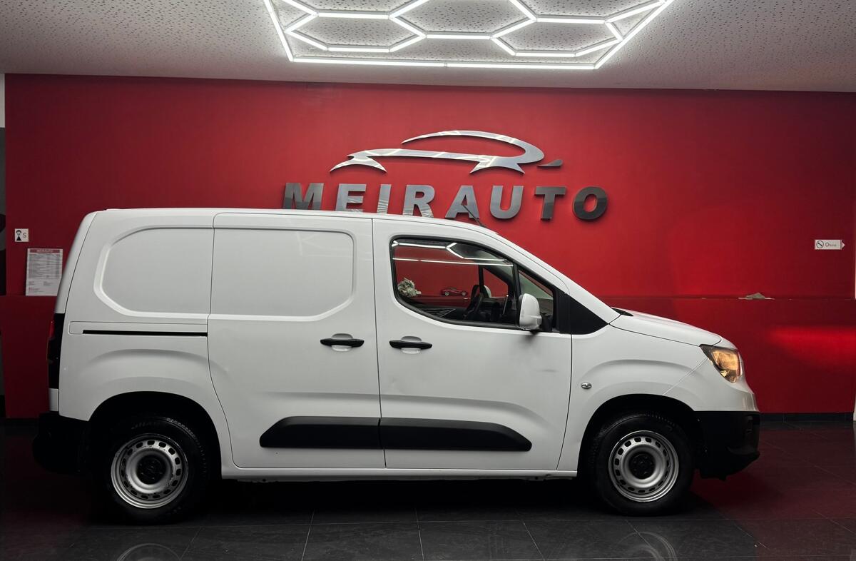 OPEL Combo Van 1.5 CDTi L1H1 Essentia