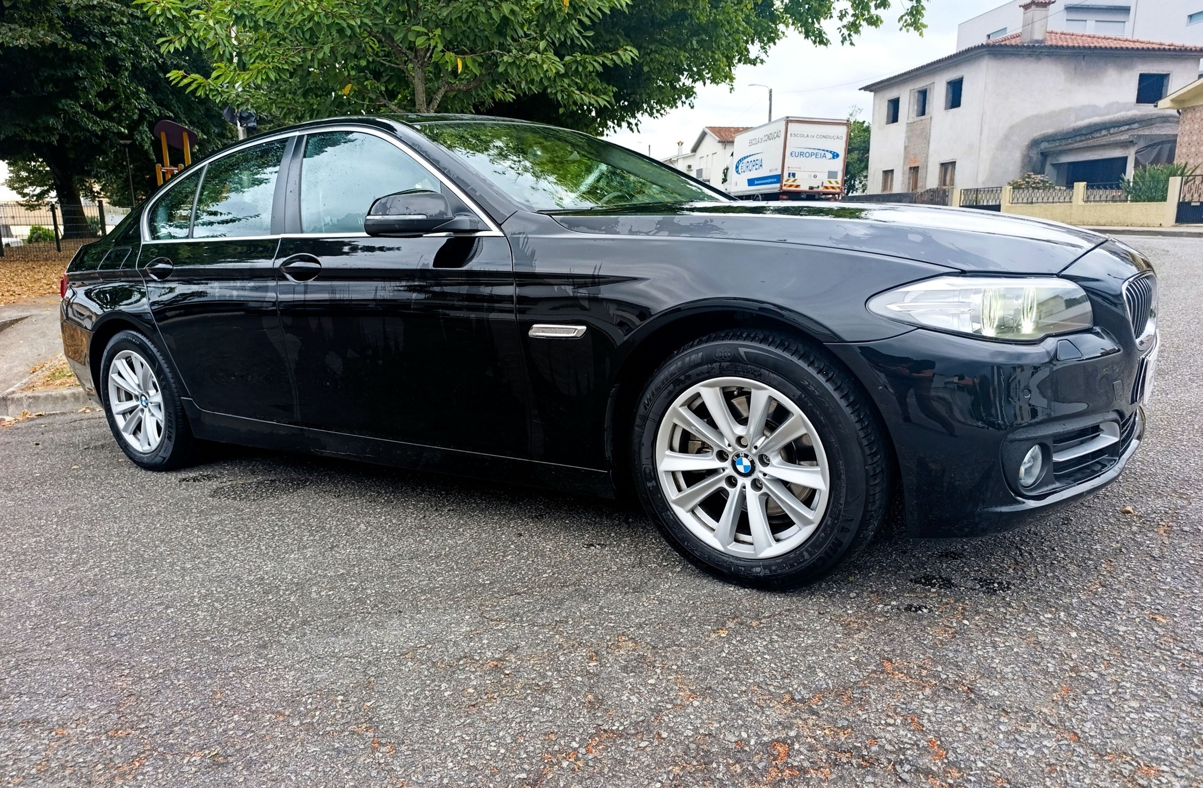 BMW Serie-5 520 d Line Luxury Auto