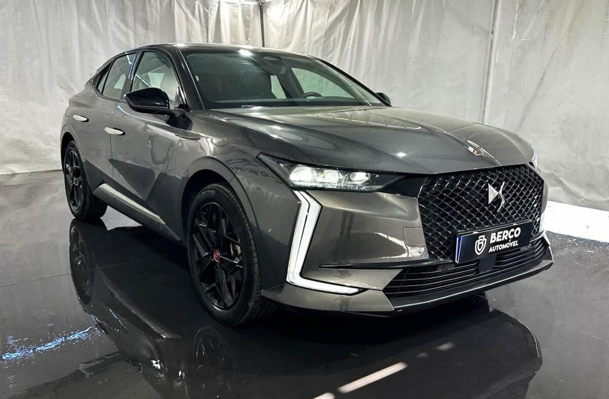 DS DS 4 E-Tense Performance Line EAT8