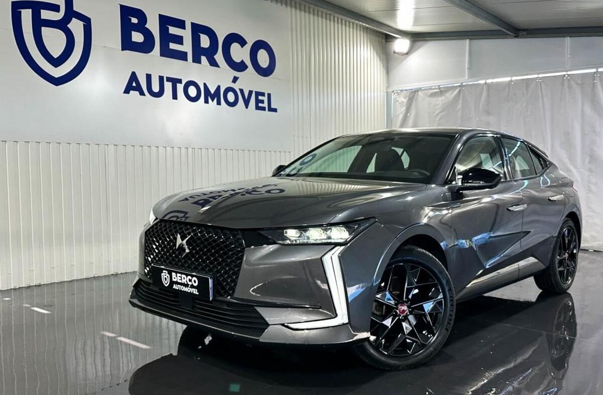 DS DS 4 E-Tense Performance Line EAT8