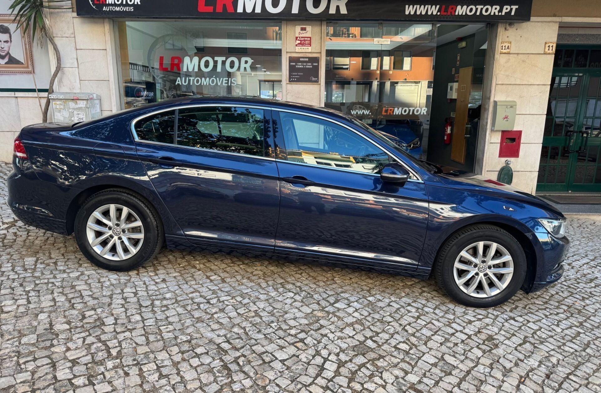 VOLKSWAGEN Passat 1.6 TDi Highline DSG