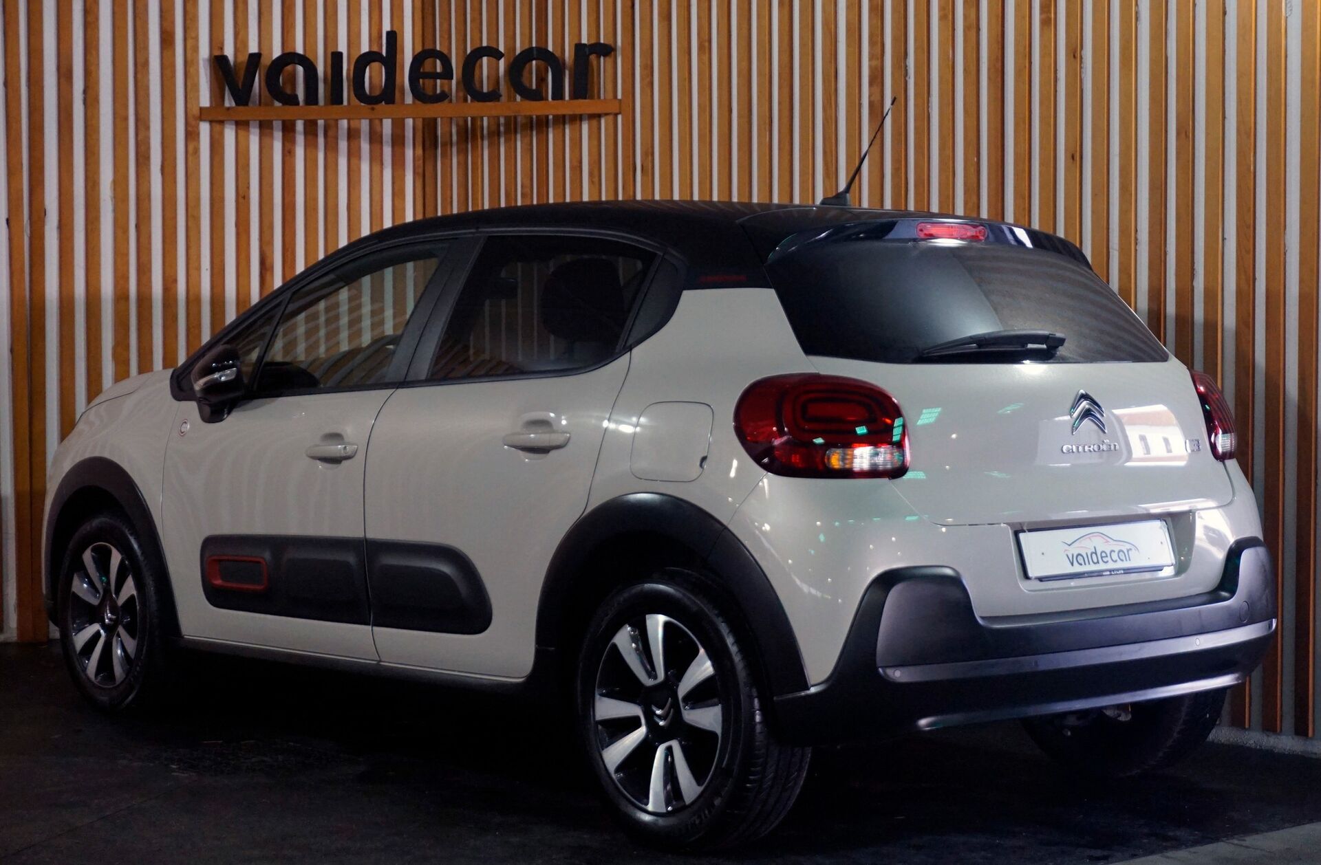 CITROEN C3 1.2 PureTech Shine