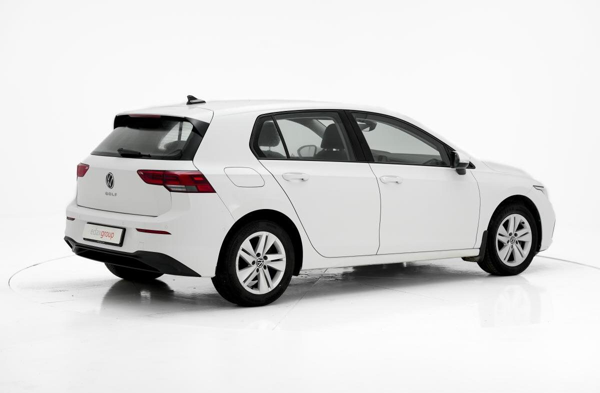 VOLKSWAGEN Golf 1.5 eTSI Style DSG