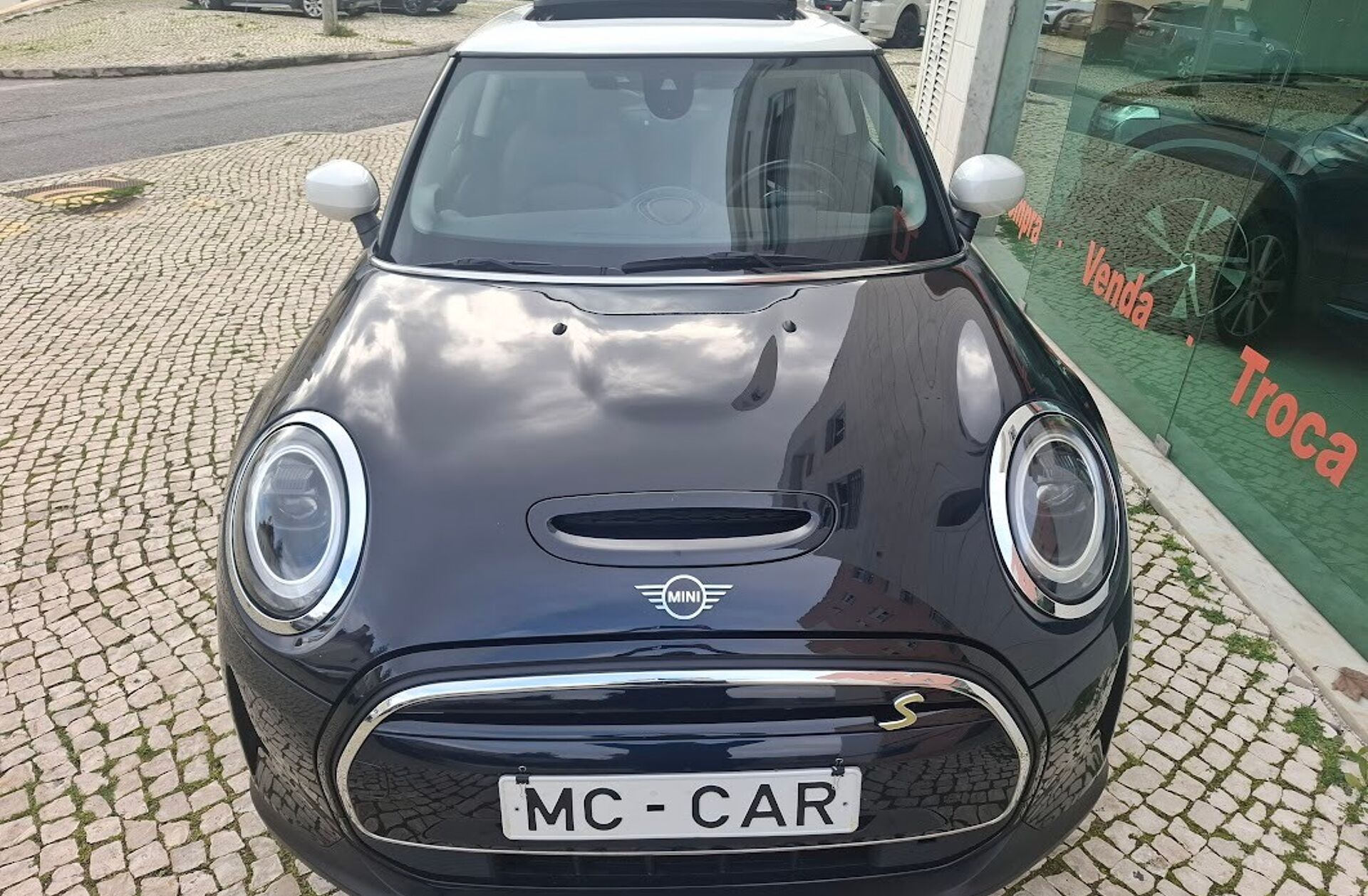 MINI Mini Cooper SE Mini Yours