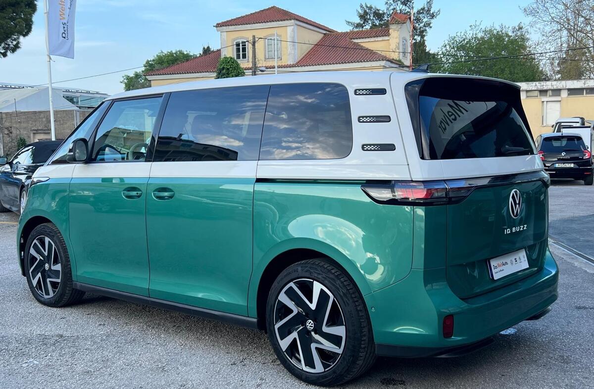 VOLKSWAGEN ID. Buzz 82 kWh Pro