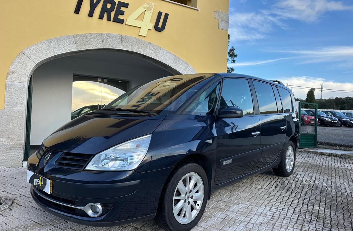 RENAULT Espace 2.0 dCi Initiale 7L