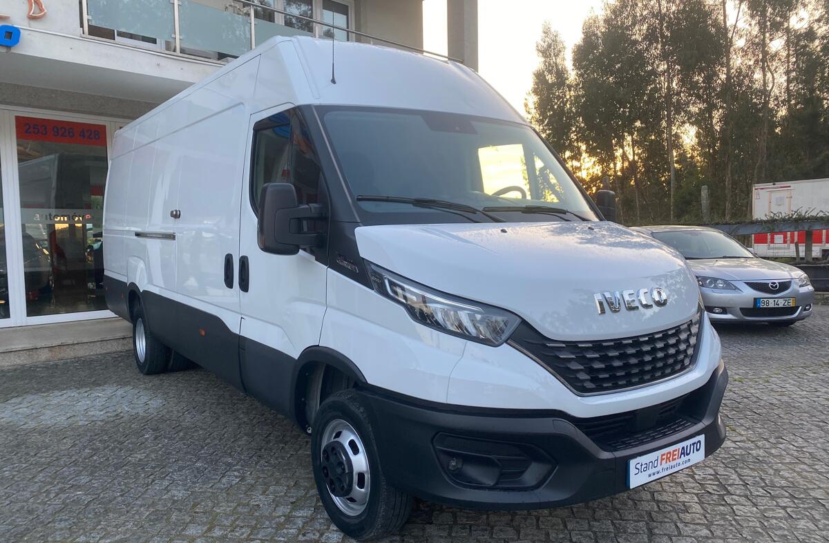 IVECO Daily 3.0 35C21HV 4100 18m3