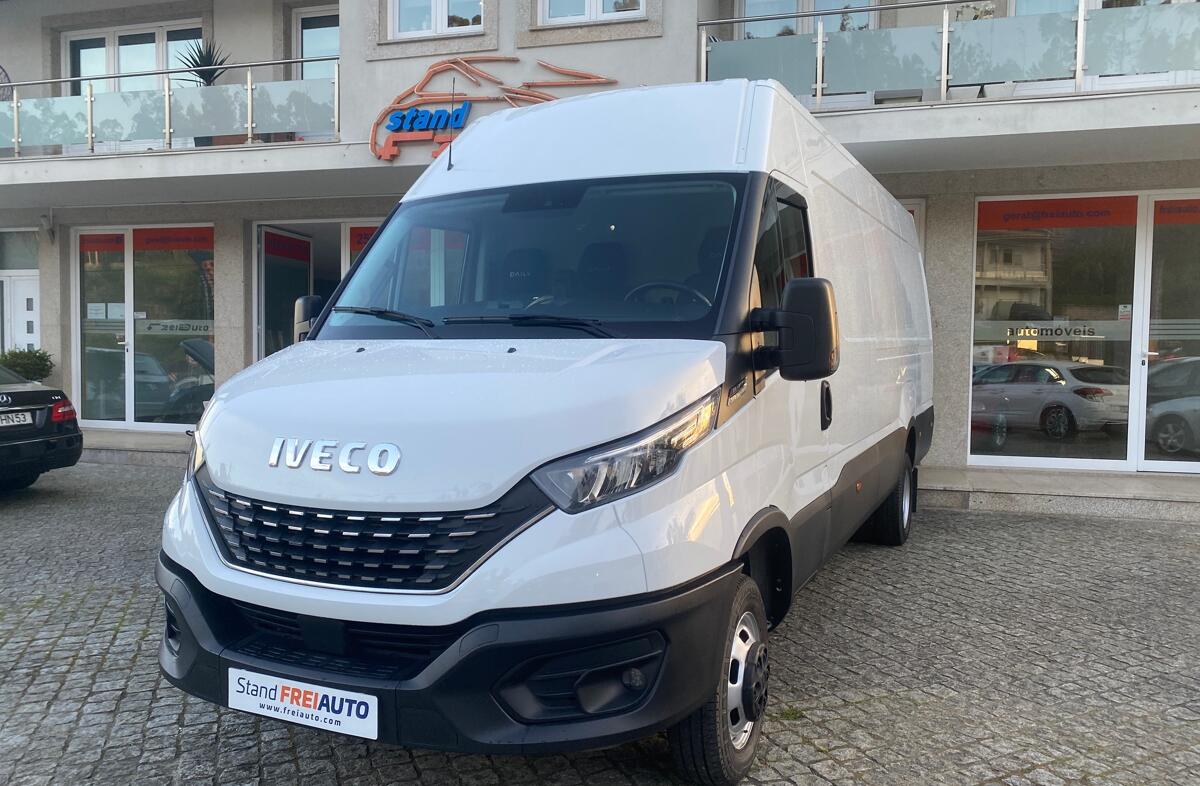 IVECO Daily 3.0 35C21HV 4100 18m3